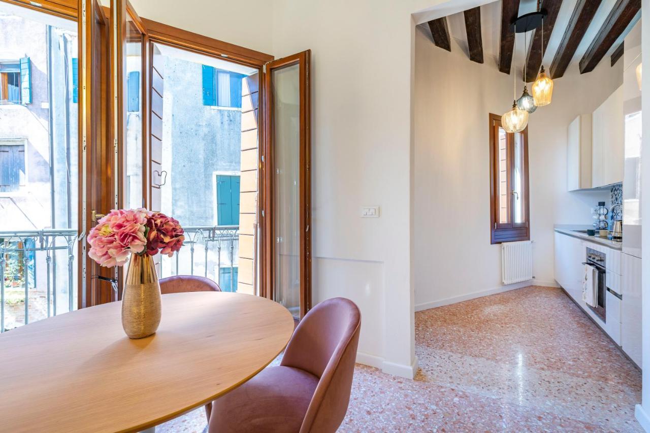 Querini Suite-balcony On Canal, Close To San Marco * Venecia